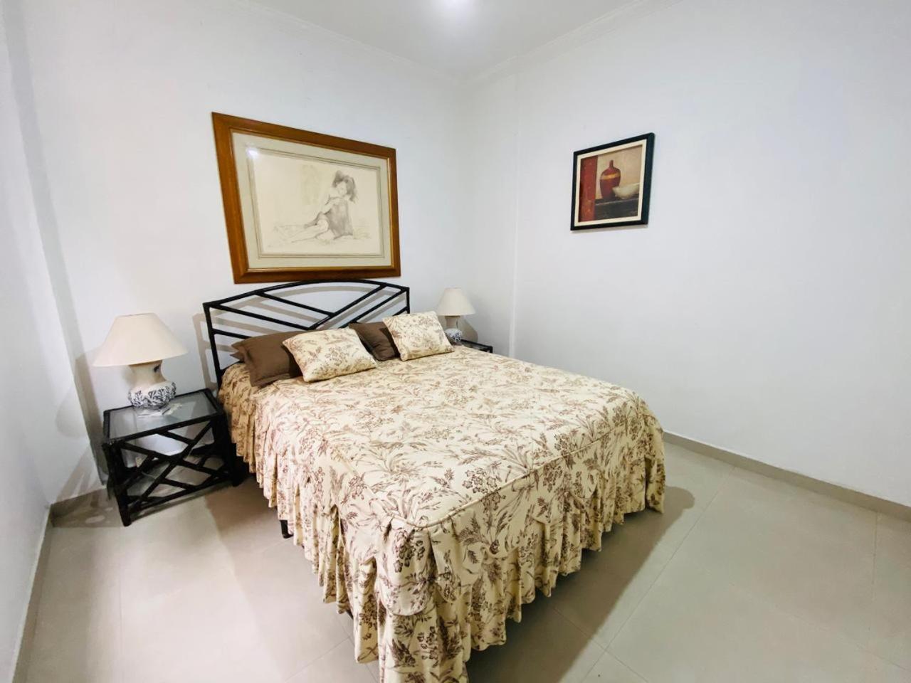 Apto De Um Dorm Centro Pitangueiras Guarujá Esterno foto